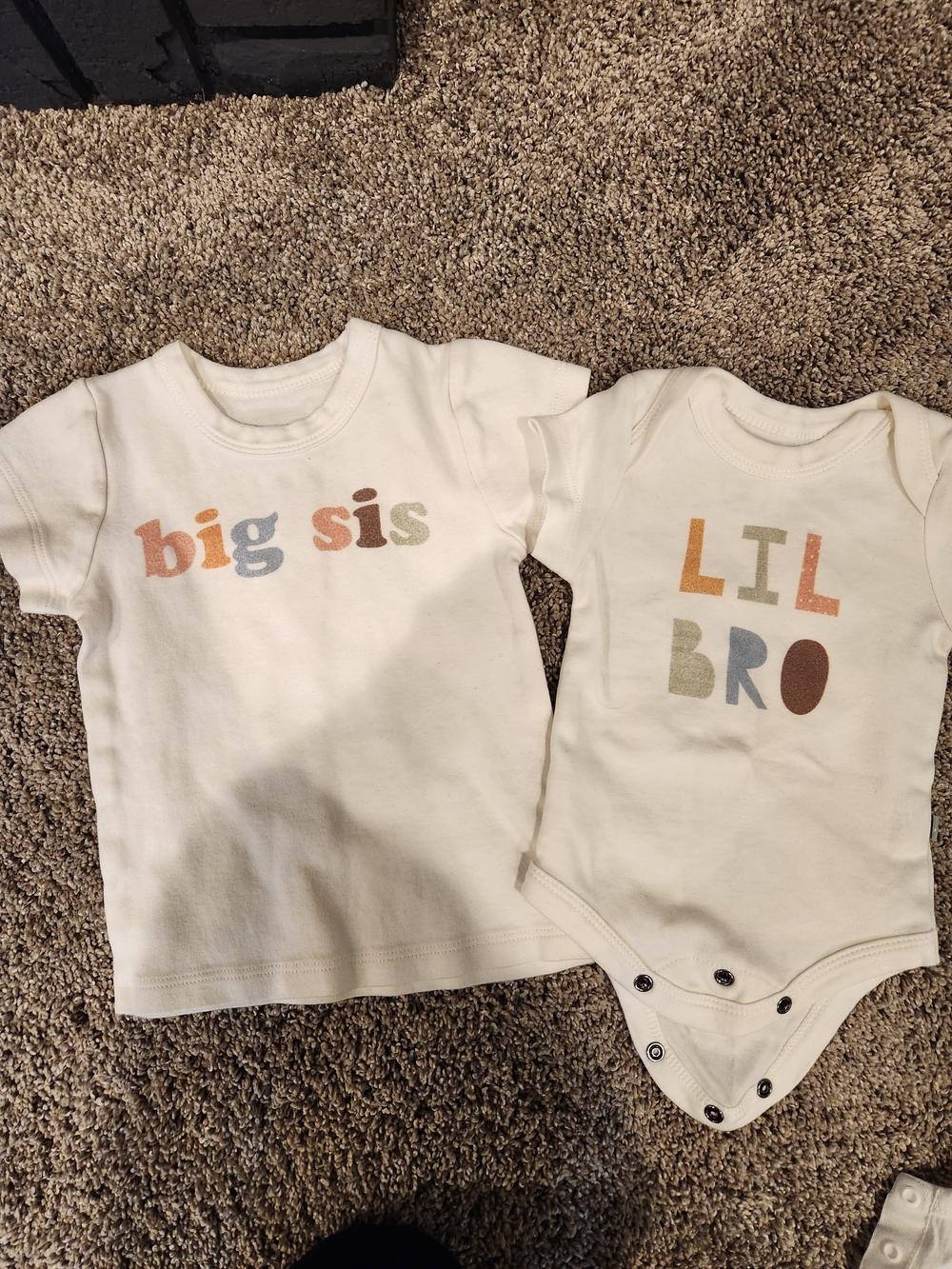 2T Big Sis & 0-3 Lil Bro Matching Baby Tee and Onesie Set - Neutral Multi-Color